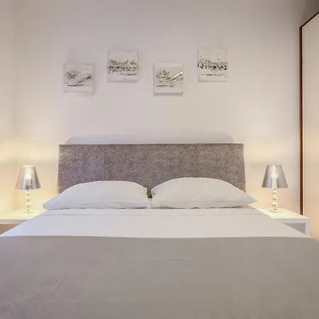 Arya - Heated Pool, Roof Hot Tub, Gym, Near The With Amazing Views! Villa