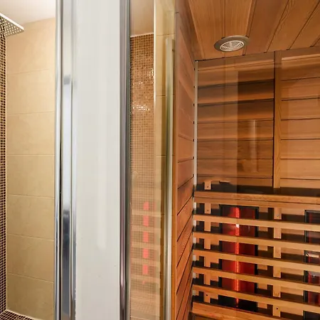 Arya - Heated Pool, Roof Hot Tub, Gym, Near The With Amazing Views! *